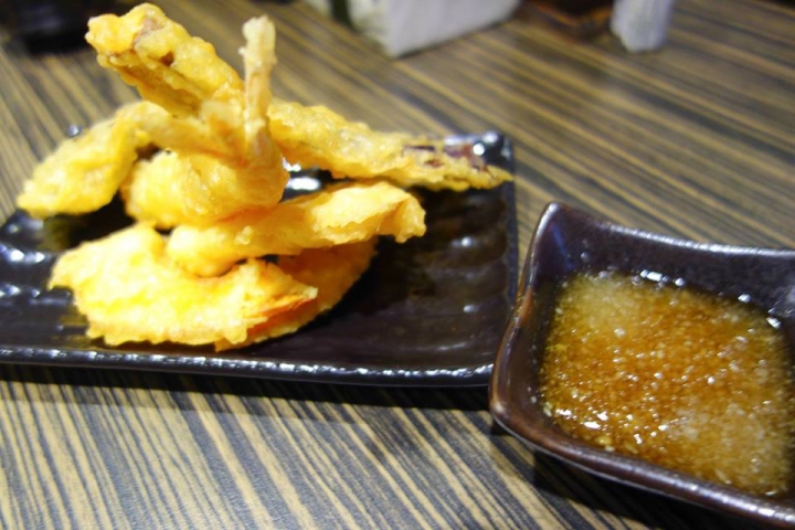 台北松山區美食 ▌跟日本一樣好吃的丼物食堂 捷運南京三民站 日式炸豬排 玉子燒 雞唐揚 天婦羅 炸牡蠣 炸豆腐 起司可樂餅 咖哩飯 奶酪
