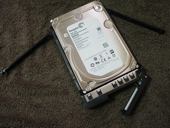 色卡司 Thecus N2810 2 Bay NAS 輕鬆建立自己的4K影音多媒體中心