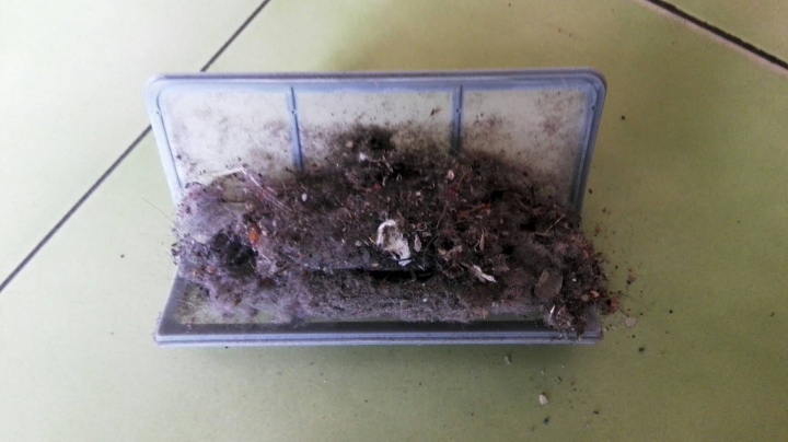 Thomson掃地機器人簡易開箱