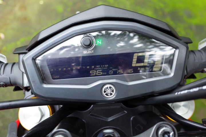 [開箱]人生第一台新車 —— Yamaha M-SLAZ
