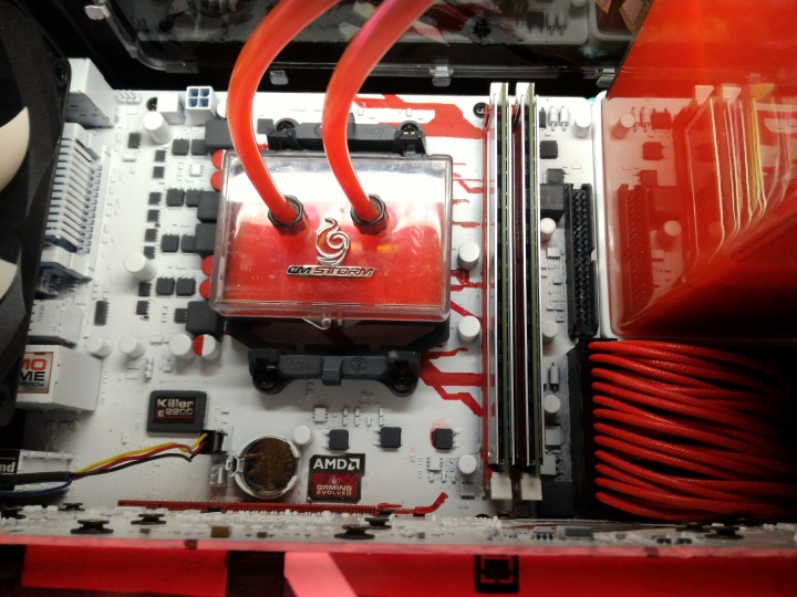 PC改裝X東方Project！紅魔彩繪痛PC主機完工>w<