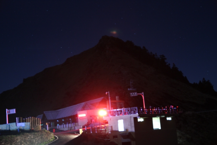 合歡山的夜空,請神人幫忙解惑