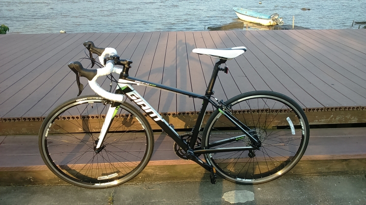 人生第一台公路車─捷安特 2016 DEFY 3 開箱囉！【圖多慎入...】
