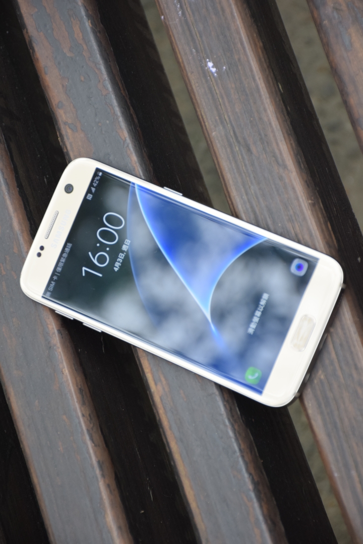 SAMSUNG GALAXY S7 越夜越美麗 7待成真