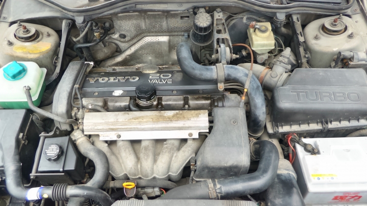 請教各位大大有關引擎的問題(volvo)