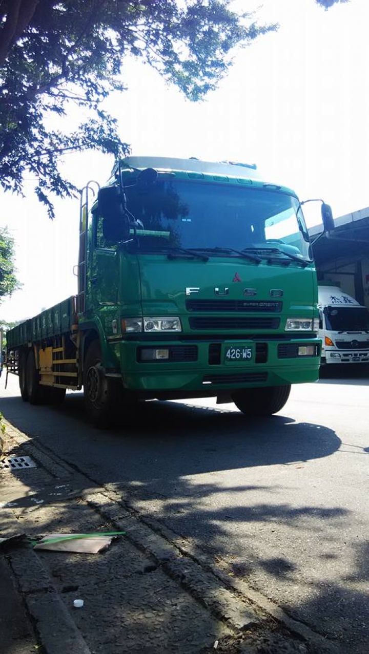[純分享] 老爸的賺錢愛駒-MITSUBISHI FUSO