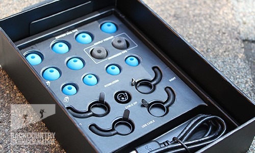 Jaybird Bluebuds X vs BlueAnt PUMP HD 運動耳機評測