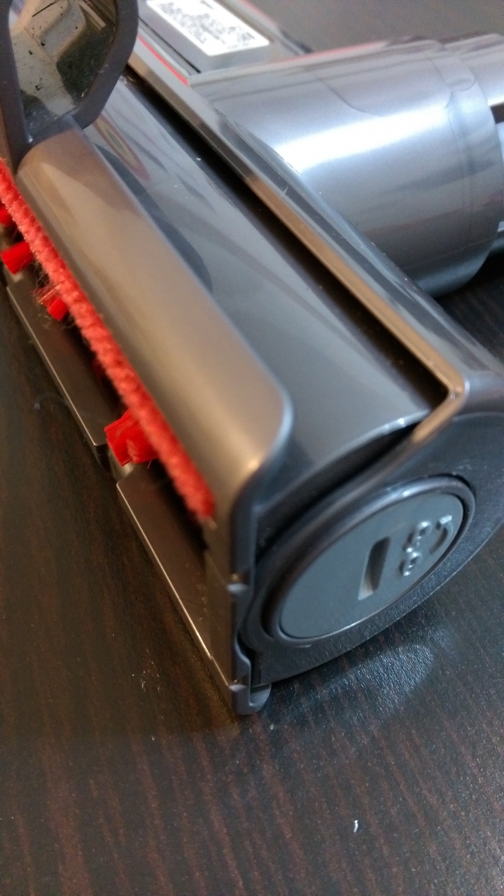 揮別過敏的打掃神器~Dyson V6 Fluff吸塵器！！