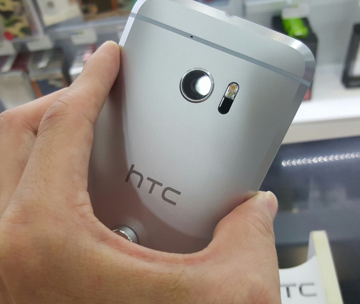 HTC 10 已經可以在HTC專賣店試玩到囉