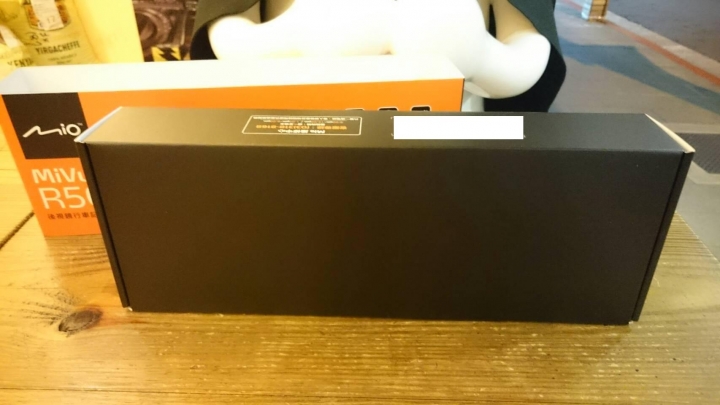 買給媽媽的後視鏡型行車紀錄器MIO R50