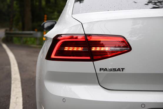 「走吧！跟著感覺前進，開著Passat B8 280 TSI的微旅行」