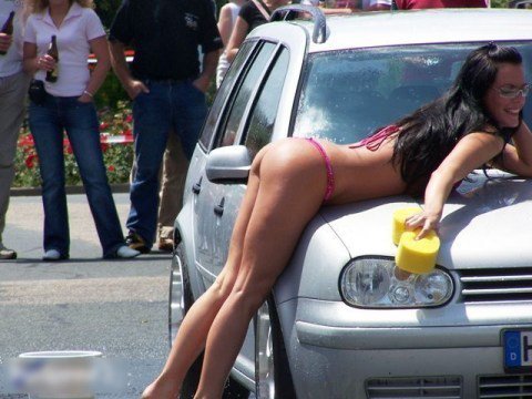請問大家看到這種洗車方式後.會不會也想洗車呢?