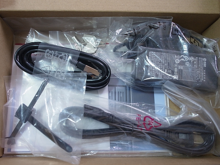 色卡司 Thecus N2810 2 Bay NAS 輕鬆建立自己的4K影音多媒體中心