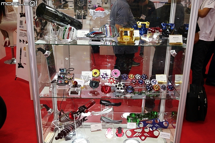 [台北機車展]千力摩 GOWOKWS CCD BadPanda  H.B.P. 聯合展出