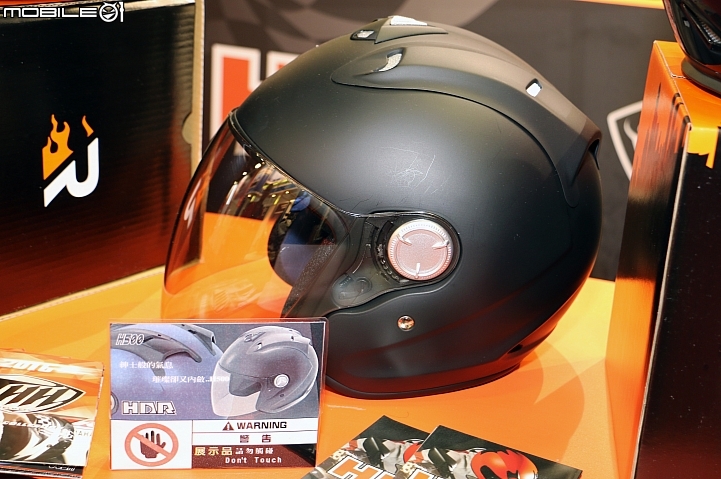 [台北機車展]THH 恆大實業 全新 HDR 高端安全帽系列推出