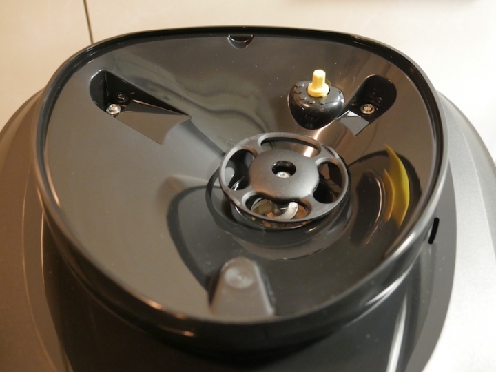 [開箱] Philips 2000 HD8650 全自動義式咖啡機，一鍵完工、適合全家人的入門咖啡機