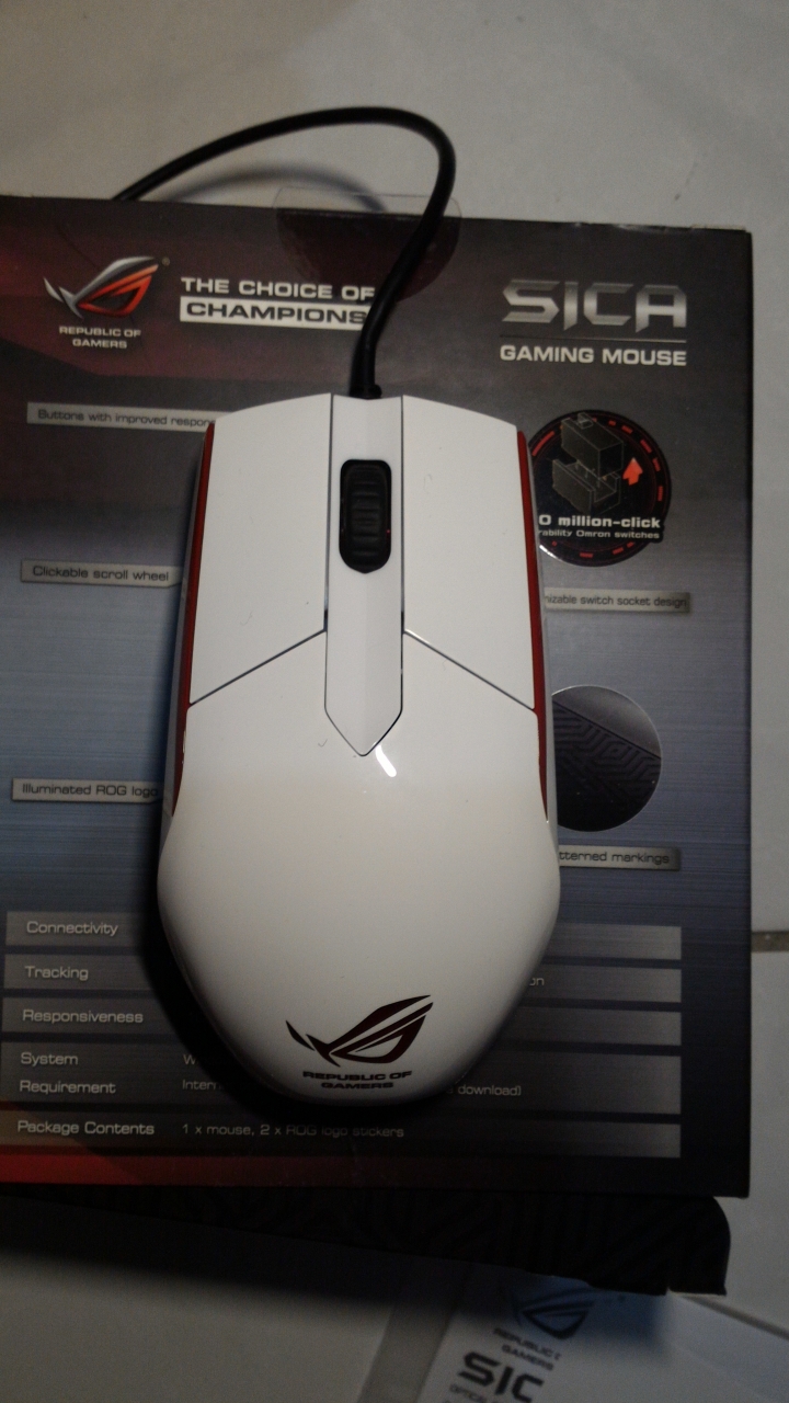 ASUS ROG Sica 冰河白簡單開箱