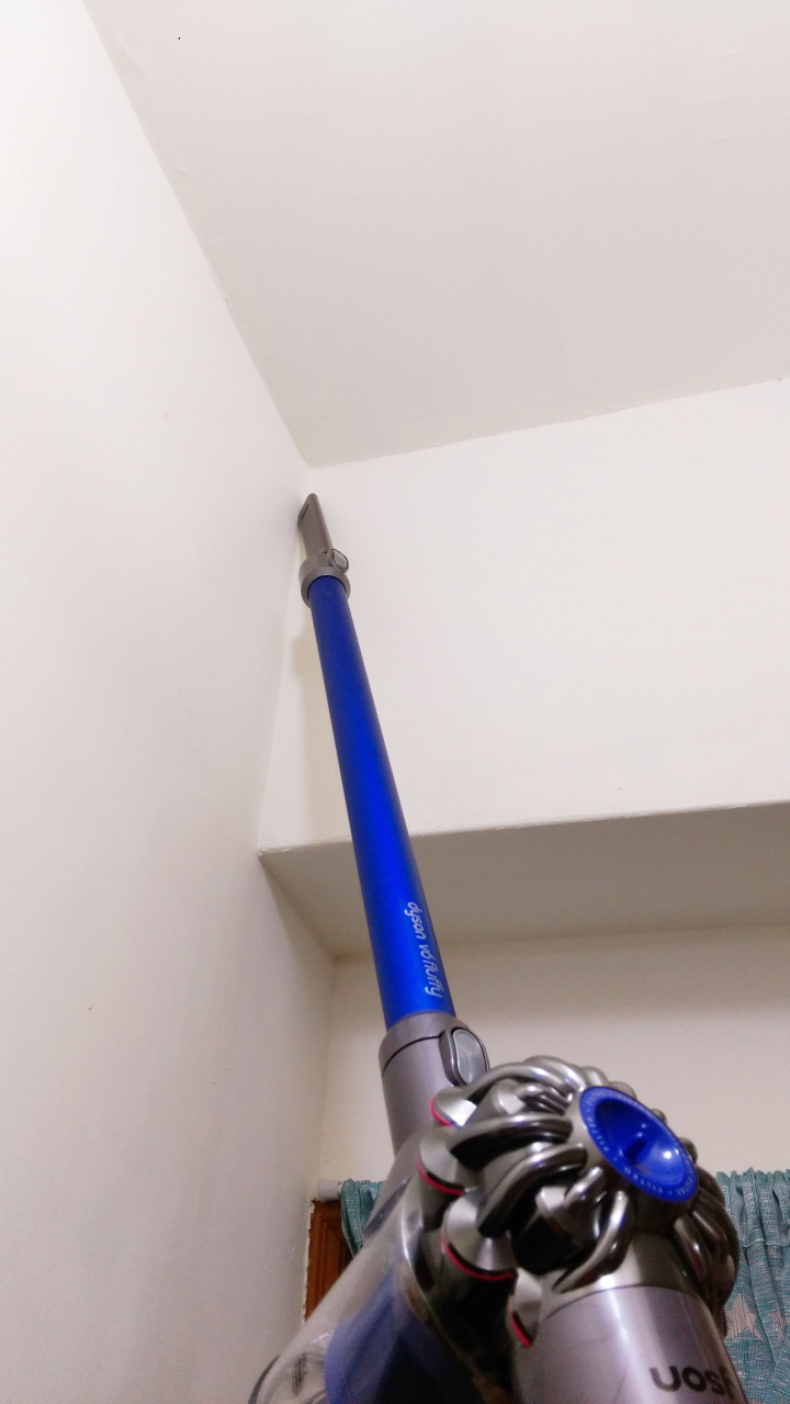 揮別過敏的打掃神器~Dyson V6 Fluff吸塵器！！