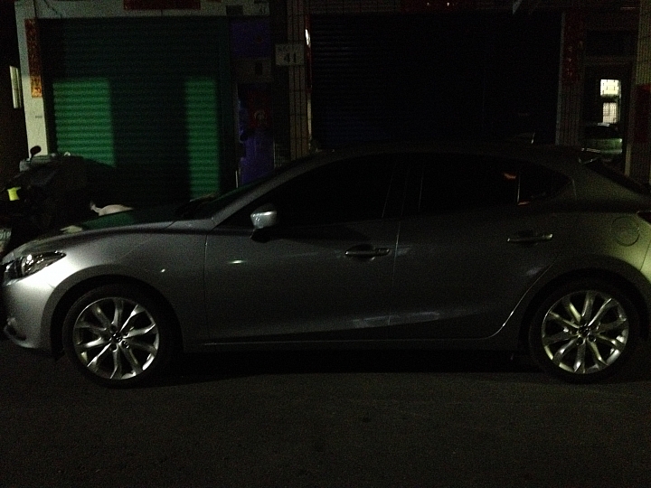2016 mazda3 5D 光燦銀 簡單分享