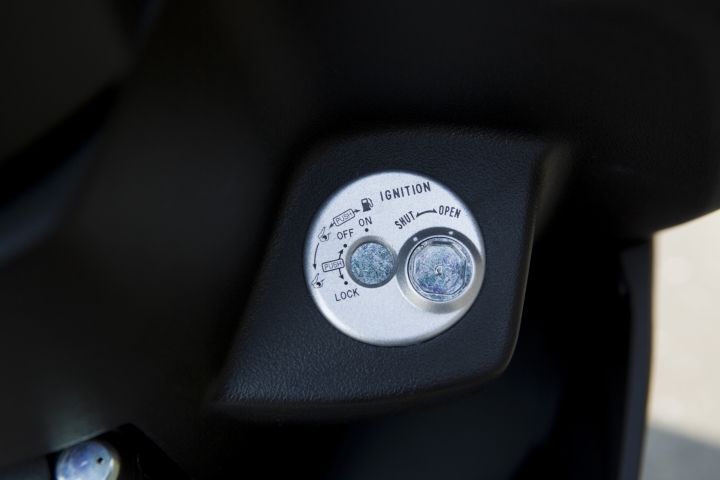 [分享] 大肚藍鯊 Suzuki NEX 125