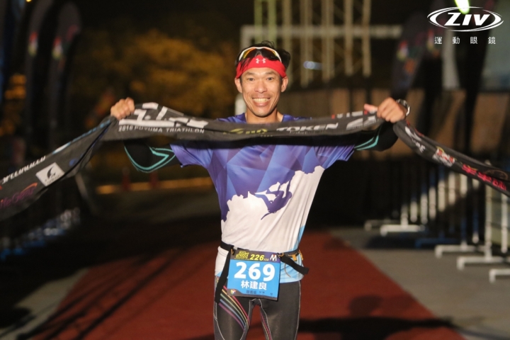 小惡魔陪中年大叔226超越巔峰全記錄！
