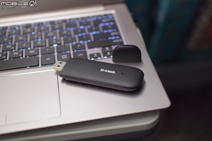 [開箱]D-Link DWM-222 4G行動網卡