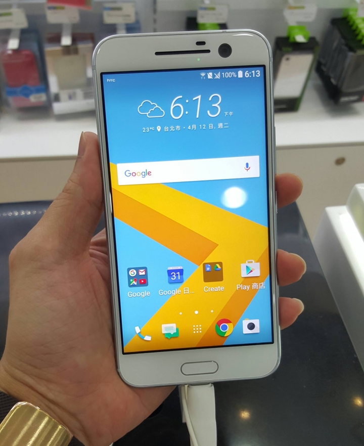 HTC 10 已經可以在HTC專賣店試玩到囉