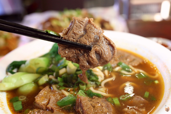 [桃園]中壢三國麻辣臭豆腐、滷味,嗜辣的人可別錯過(桃園中壢宵夜)  by蛋拔