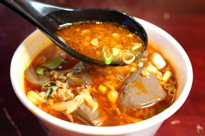 [桃園]中壢三國麻辣臭豆腐、滷味,嗜辣的人可別錯過(桃園中壢宵夜)  by蛋拔