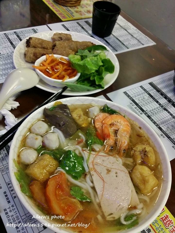 [板橋] 經濟實惠又美味的佩佩越式美食館
