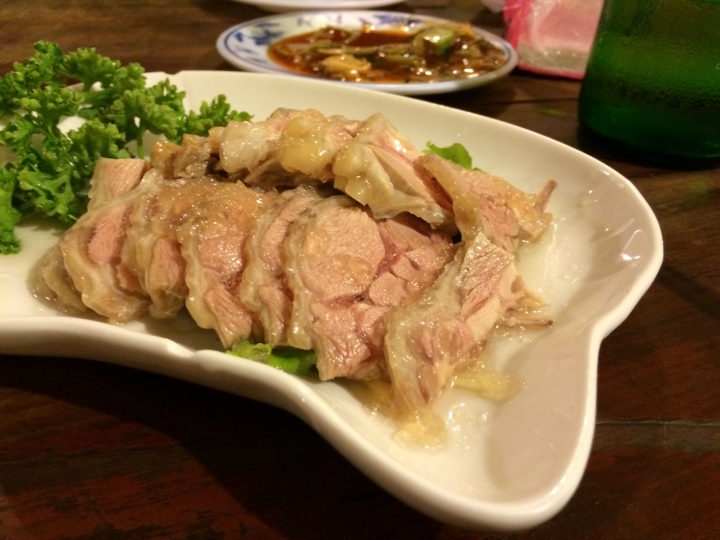 【美食。食記】台北 忠孝新生 阿才的店 熱炒開胃，不重鍋味