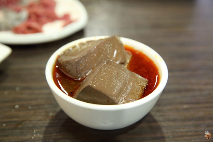 [桃園]中壢番那疆溫體牛肉火鍋,鮮甜的肉質跟鍋底  by蛋拔