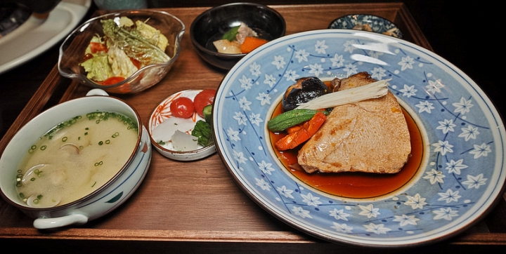 不品嚐會後悔!! 鄧有癸火鍋 Danny's WhatsNabe 精緻午間鮮物定食!!