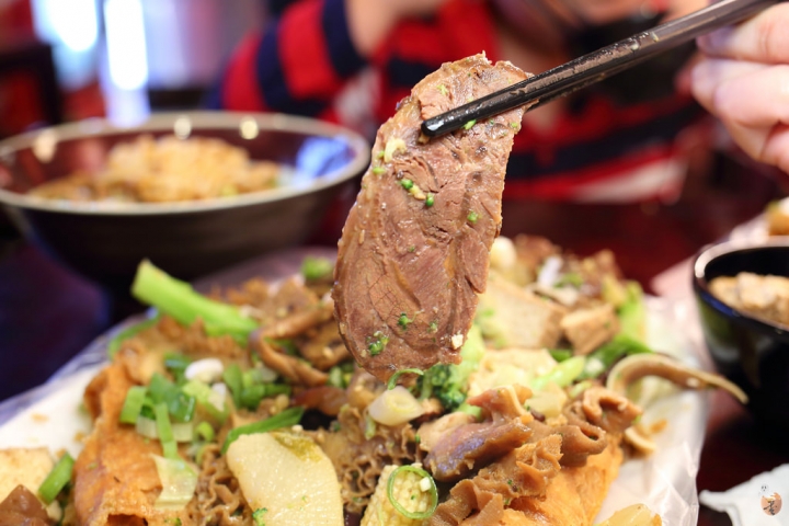 [桃園]中壢三國麻辣臭豆腐、滷味,嗜辣的人可別錯過(桃園中壢宵夜)  by蛋拔