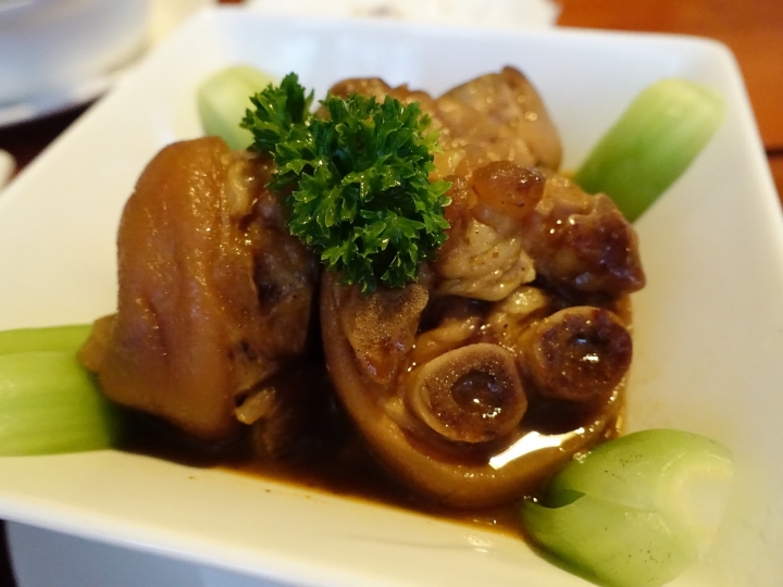 [食記] 家咖哩(花蓮總店)。老屋裡的在地咖哩味