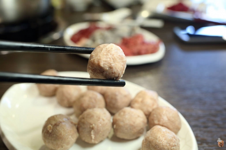 [桃園]中壢番那疆溫體牛肉火鍋,鮮甜的肉質跟鍋底  by蛋拔