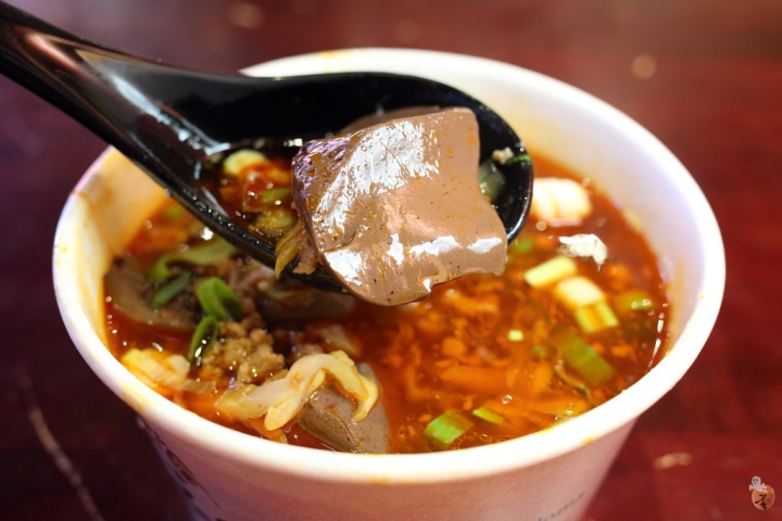 [桃園]中壢三國麻辣臭豆腐、滷味,嗜辣的人可別錯過(桃園中壢宵夜)  by蛋拔