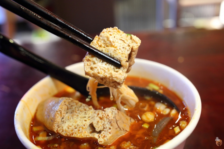 [桃園]中壢三國麻辣臭豆腐、滷味,嗜辣的人可別錯過(桃園中壢宵夜)  by蛋拔