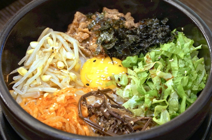 [台南][東區] 韓國飯桌 Korean table