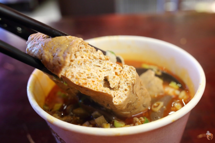 [桃園]中壢三國麻辣臭豆腐、滷味,嗜辣的人可別錯過(桃園中壢宵夜)  by蛋拔