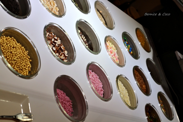 (台北 東區下午茶)查理布朗/C.C.KISS Coffee&Cake/美味的雪糕餐和熱鐵板餐(捷運忠孝復興站)