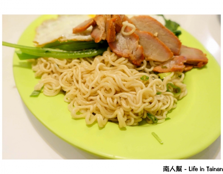 【台南市中西區-美食】連香港翠華餐廳老闆娘都曾造訪的港式餐廳 ~ 鑫華冰室