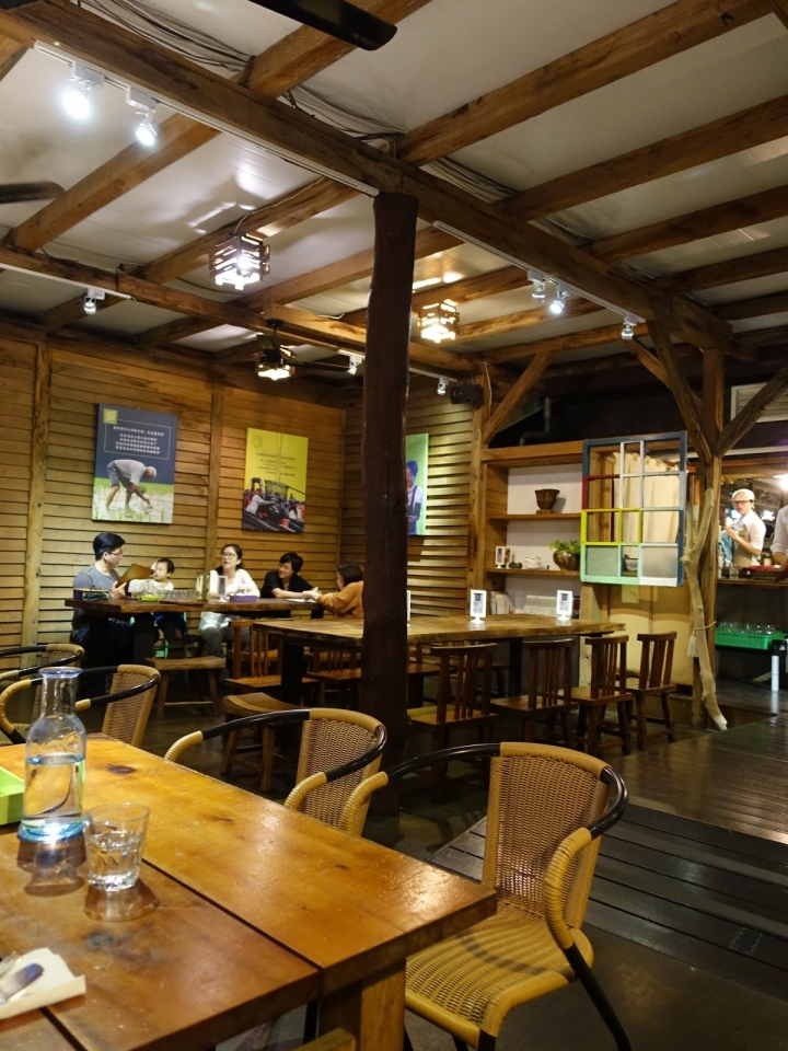 [食記] 家咖哩(花蓮總店)。老屋裡的在地咖哩味