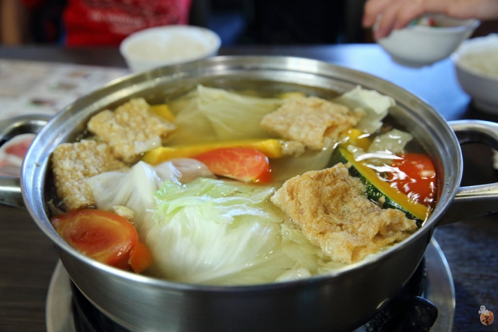 [桃園]中壢番那疆溫體牛肉火鍋,鮮甜的肉質跟鍋底  by蛋拔