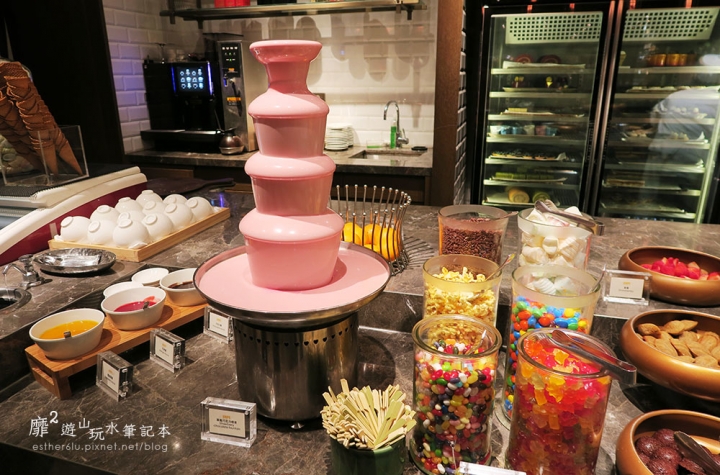 台北君悅酒店~凱菲屋 假日自助晚餐