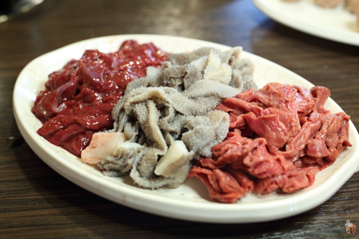 [桃園]中壢番那疆溫體牛肉火鍋,鮮甜的肉質跟鍋底  by蛋拔