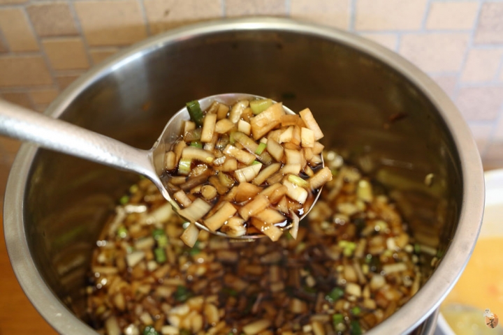 [桃園]中壢番那疆溫體牛肉火鍋,鮮甜的肉質跟鍋底  by蛋拔
