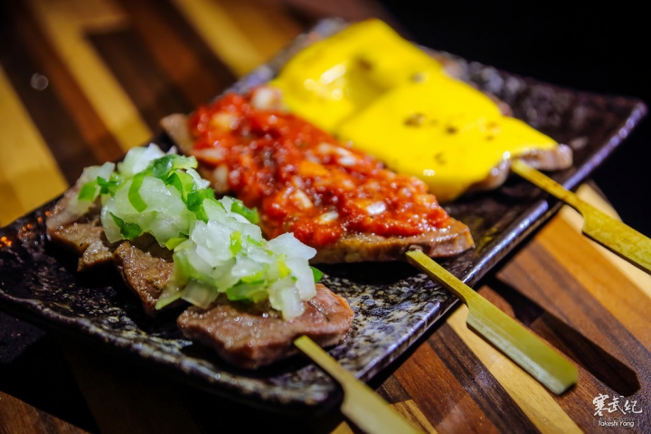 捷運忠孝復興‧東京串門子-Tokyo hot炭火串燒｜激推！微風對面超激安串燒‧老闆人帥佛心最愛東京熱！