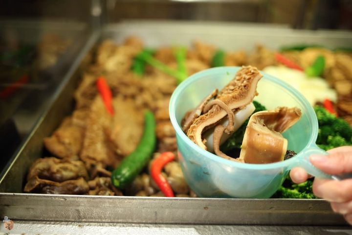 [桃園]中壢三國麻辣臭豆腐、滷味,嗜辣的人可別錯過(桃園中壢宵夜)  by蛋拔