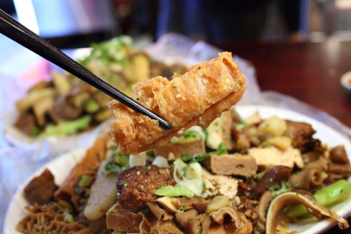 [桃園]中壢三國麻辣臭豆腐、滷味,嗜辣的人可別錯過(桃園中壢宵夜)  by蛋拔